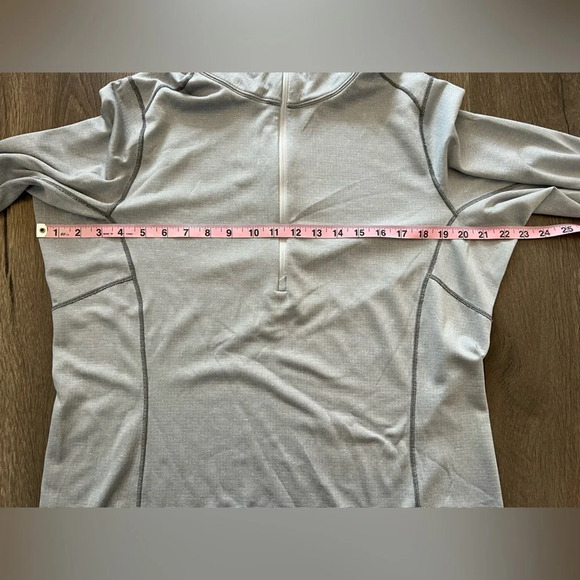 Patagonia Women’s Midweight Capilene Baselayer Size XL - Picture 9 of 9